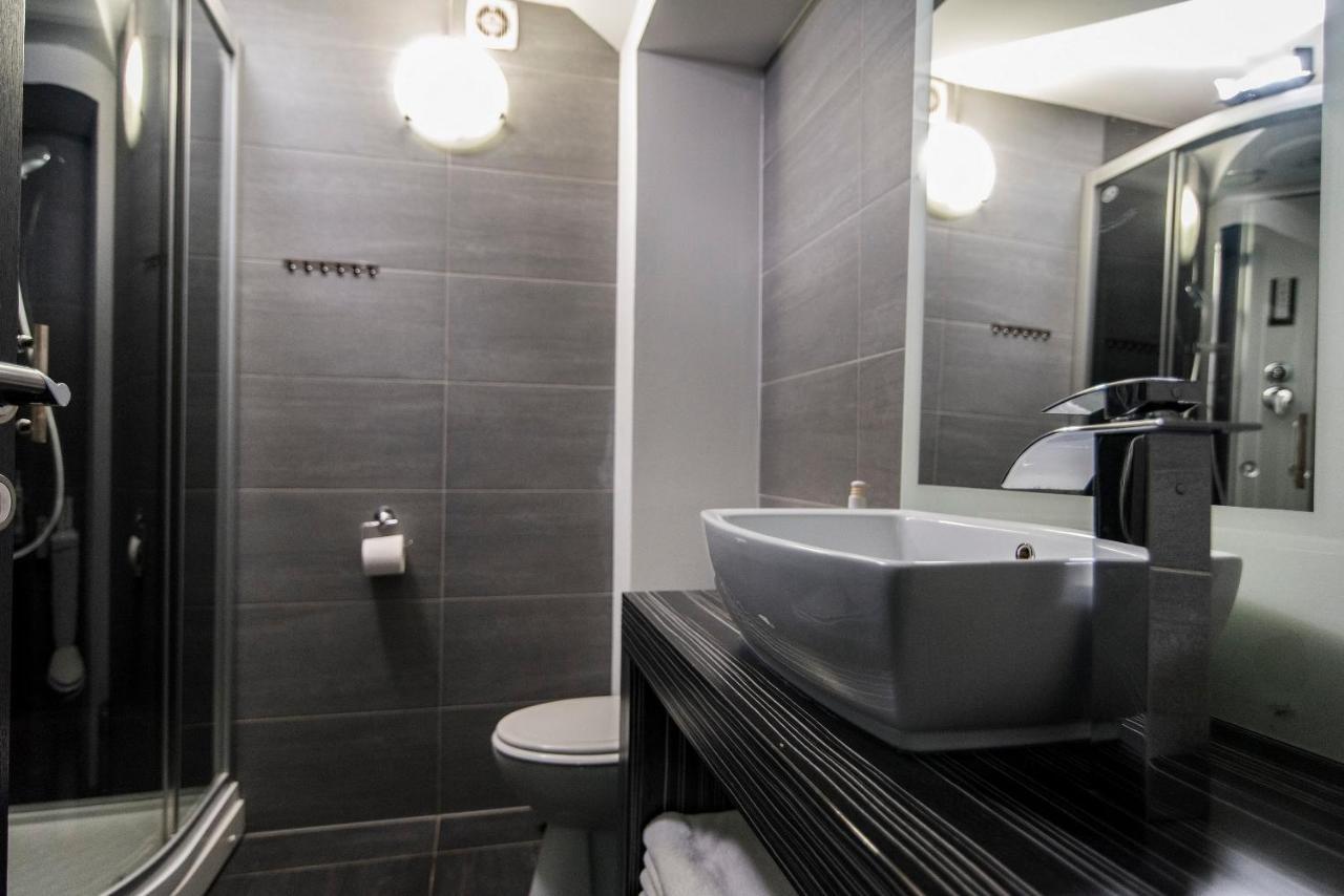 Hotel Cool Zagreb Airport Velika Gorica Ngoại thất bức ảnh